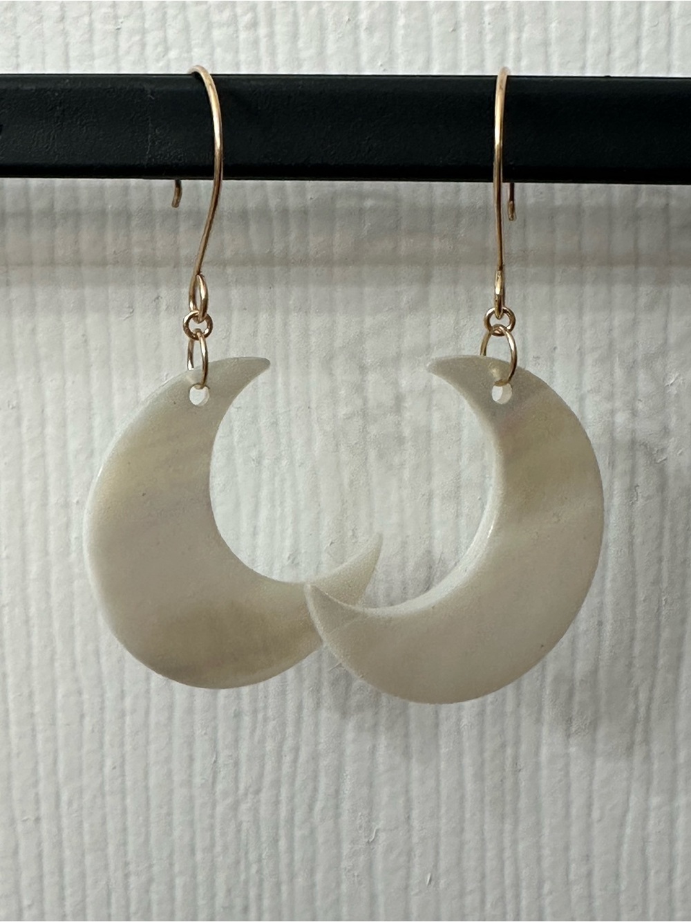 14k Gold-Filled Earrings Mother of Pearl Crescents Oversized Ear Hooks 2.5” NWOT